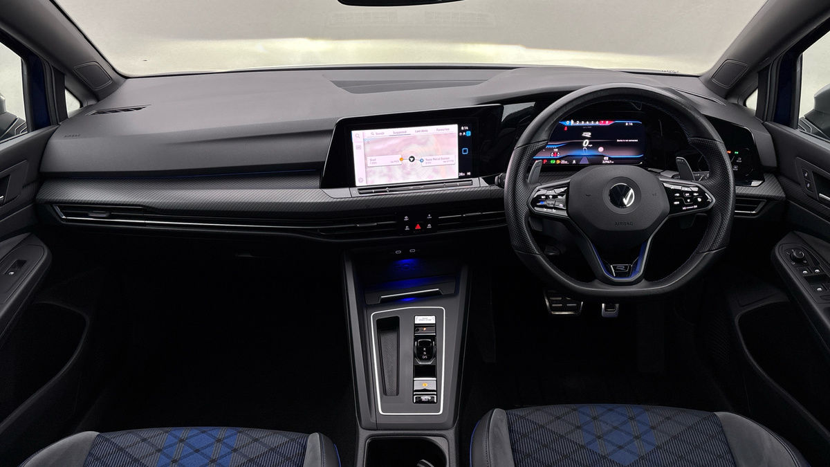 Volkswagen Golf Image 12