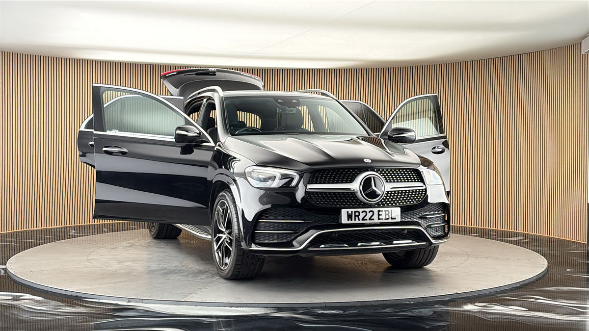 More views of Mercedes-Benz GLE