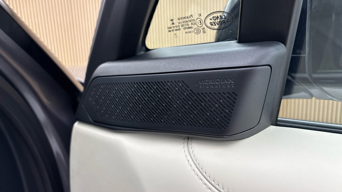 Land Rover Range Rover Image 25