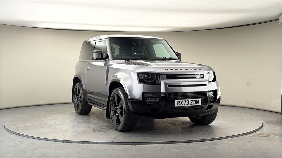 More views of Land Rover Defender 90
