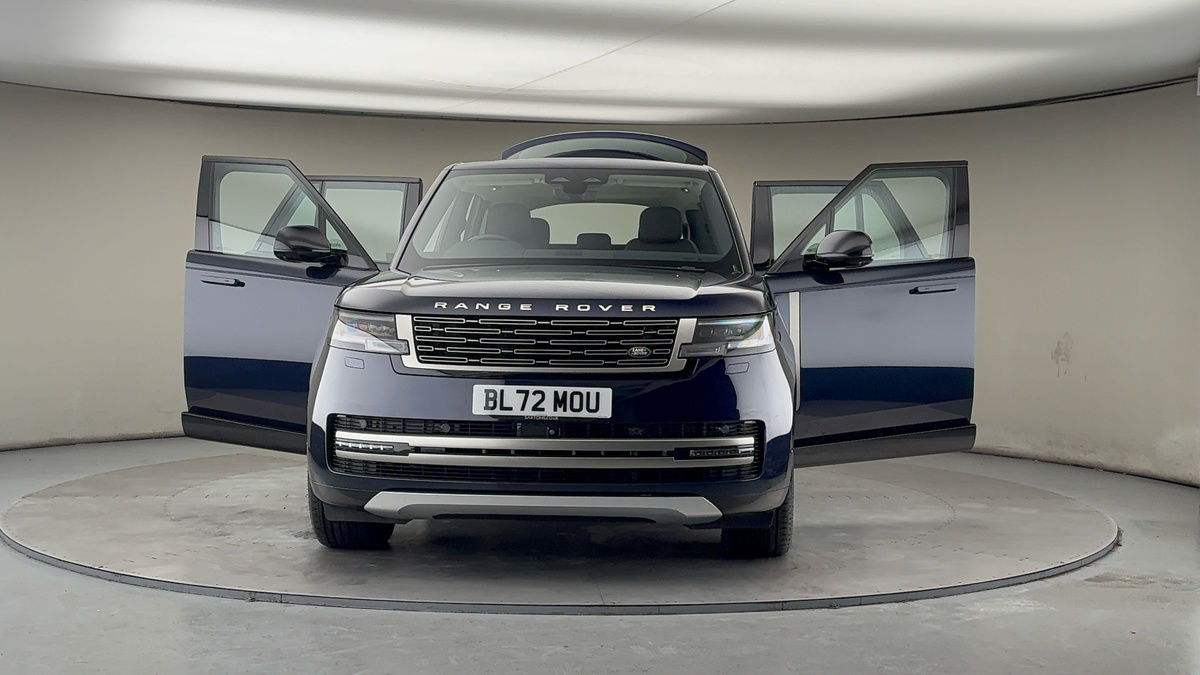 More views of Land Rover Range Rover