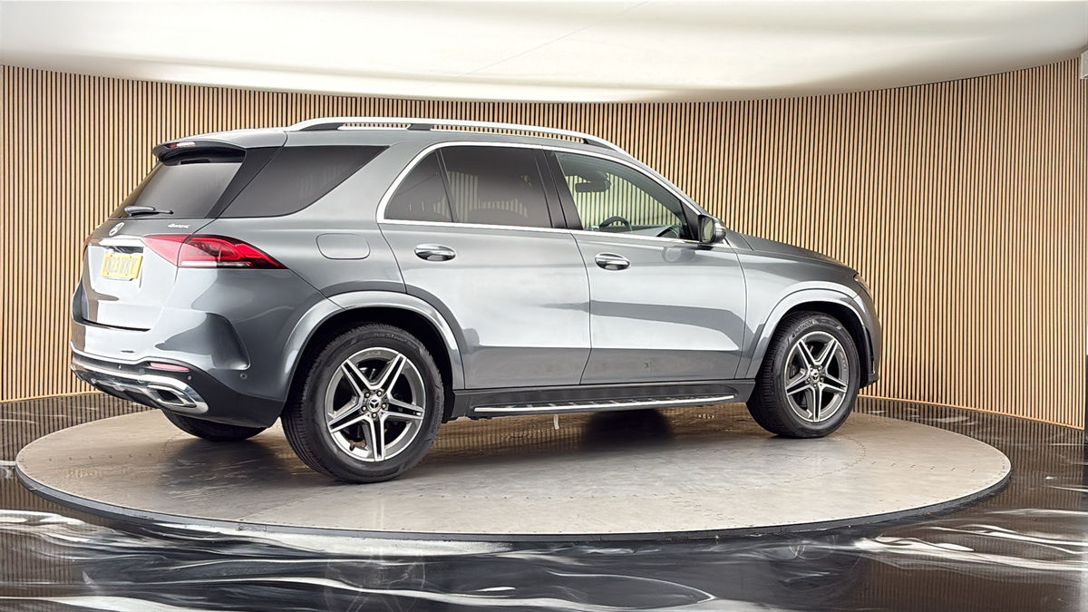 More views of Mercedes-Benz GLE