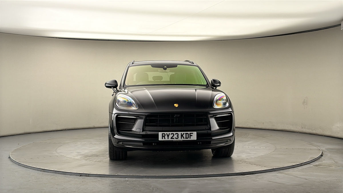 More views of Porsche Macan