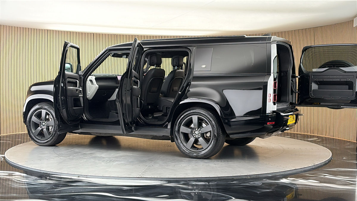 More views of Land Rover Defender 130