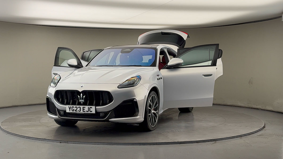 More views of Maserati Grecale