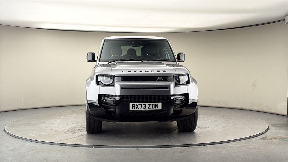 More views of Land Rover Defender 90