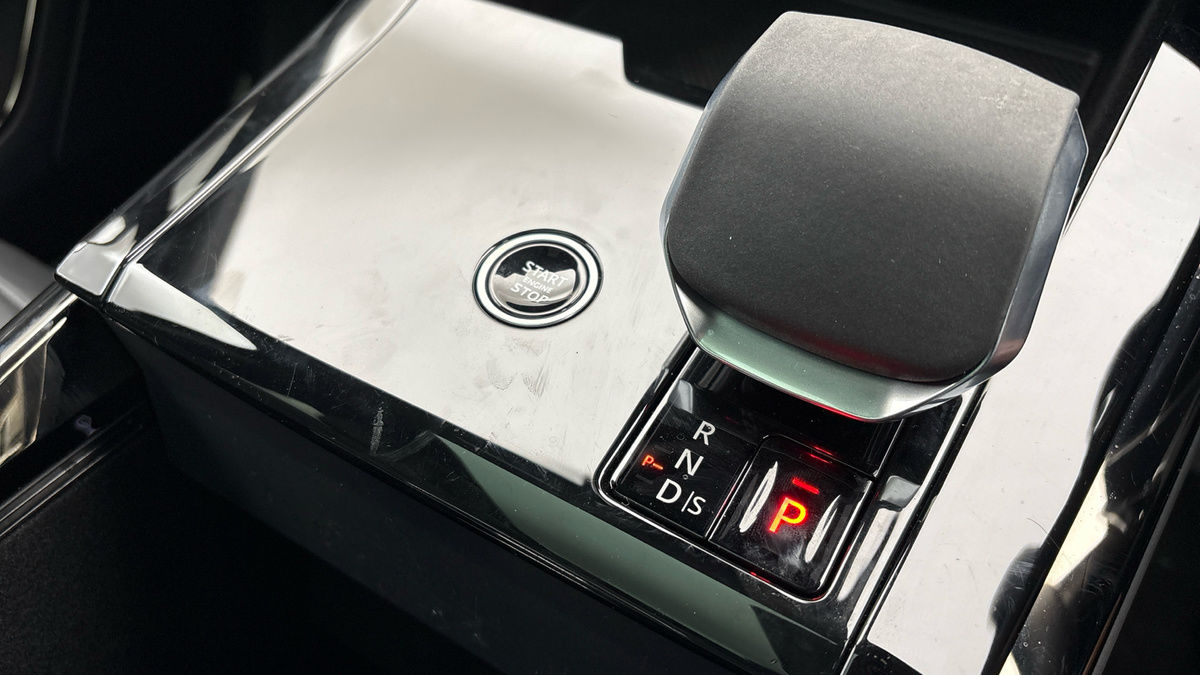 Land Rover Range Rover Sport Image 51