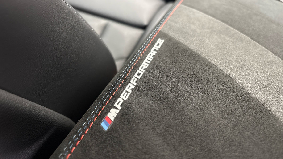 BMW M3 Image 32