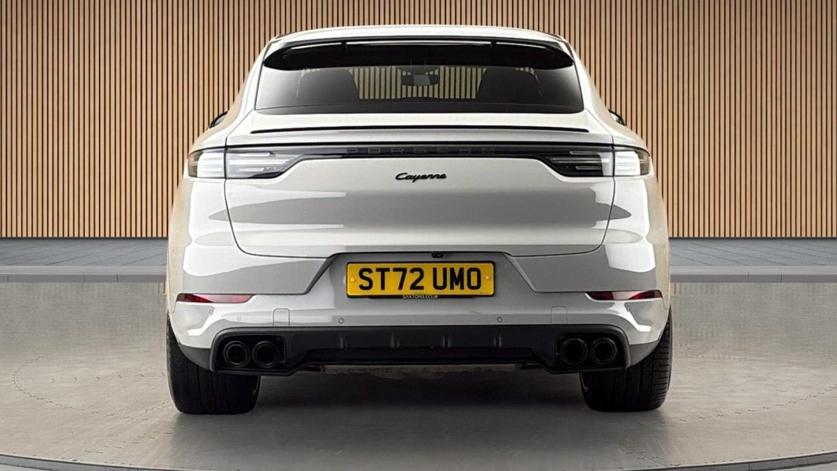 Porsche Cayenne Image 4
