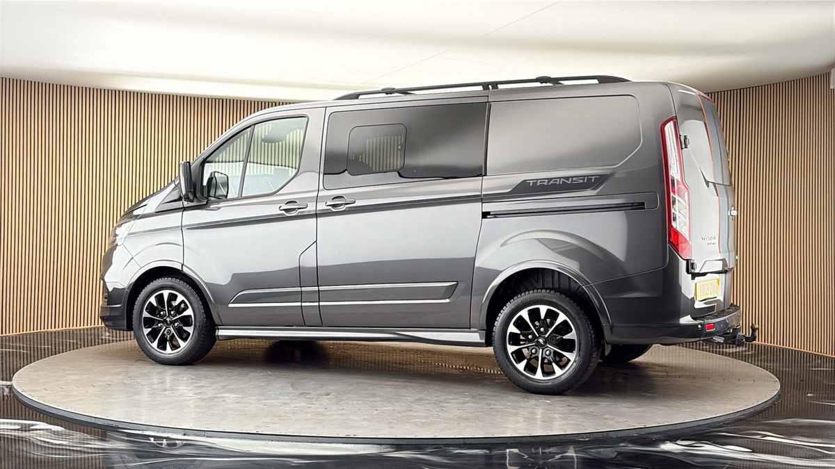 More views of Ford Transit Custom
