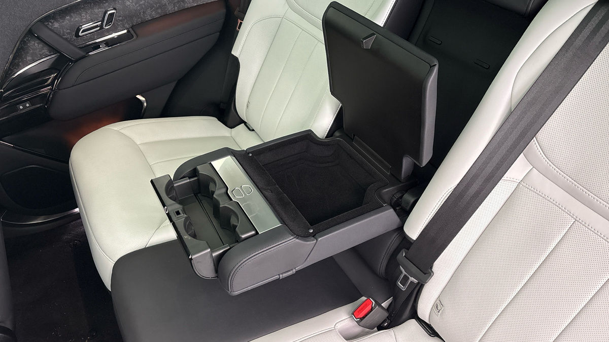 Land Rover Range Rover Sport Urban Image 9