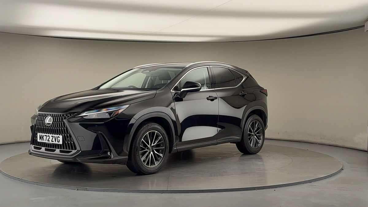 Lexus NX Image 20