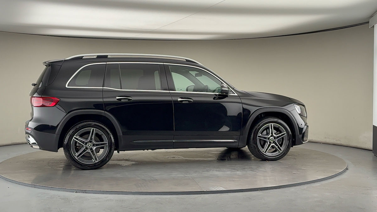 More views of Mercedes-Benz GLB