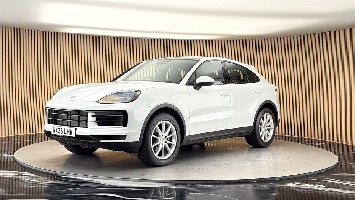 Porsche Cayenne Image 20