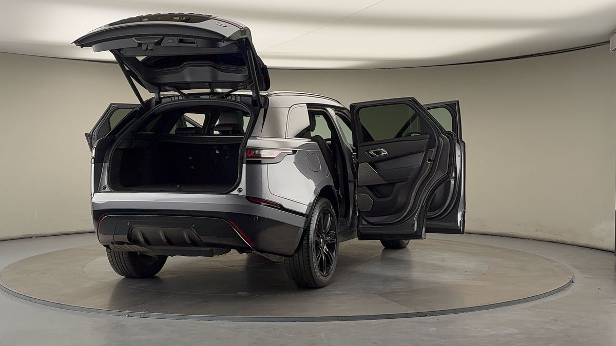 More views of Land Rover Range Rover Velar
