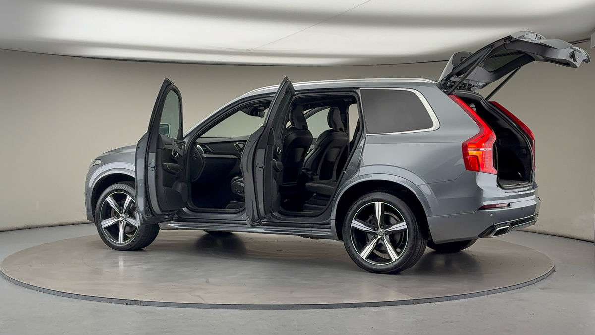 More views of Volvo XC90