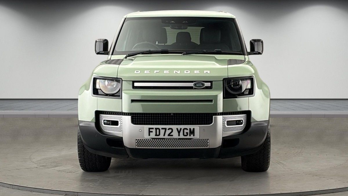 More views of Land Rover Defender 90