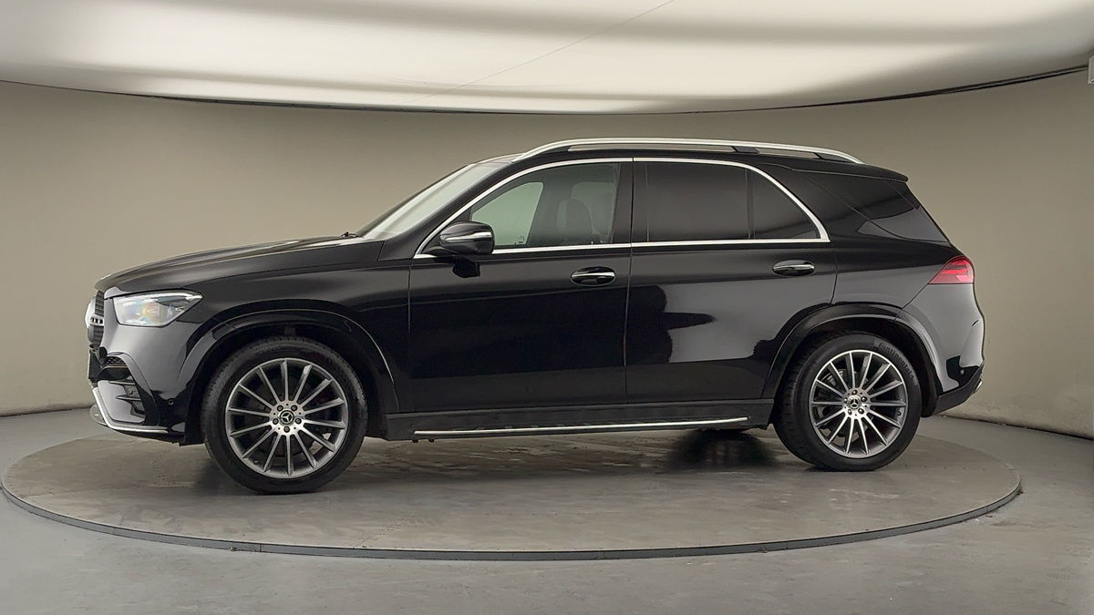 More views of Mercedes-Benz GLE