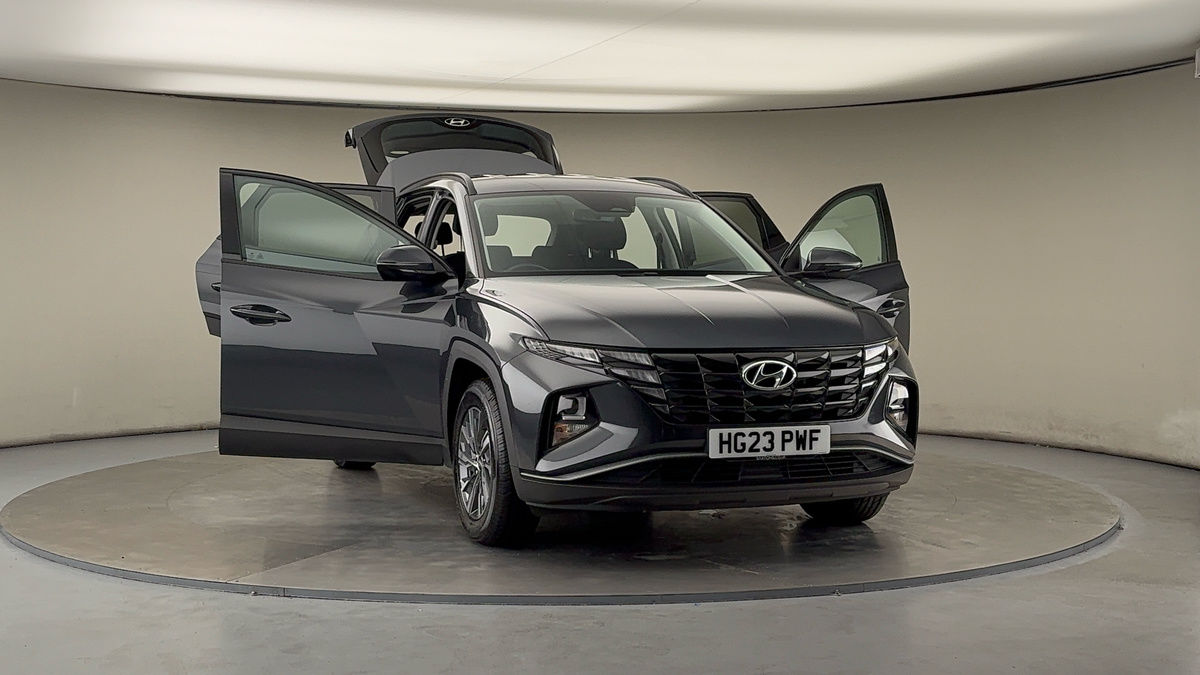 More views of Hyundai TUCSON