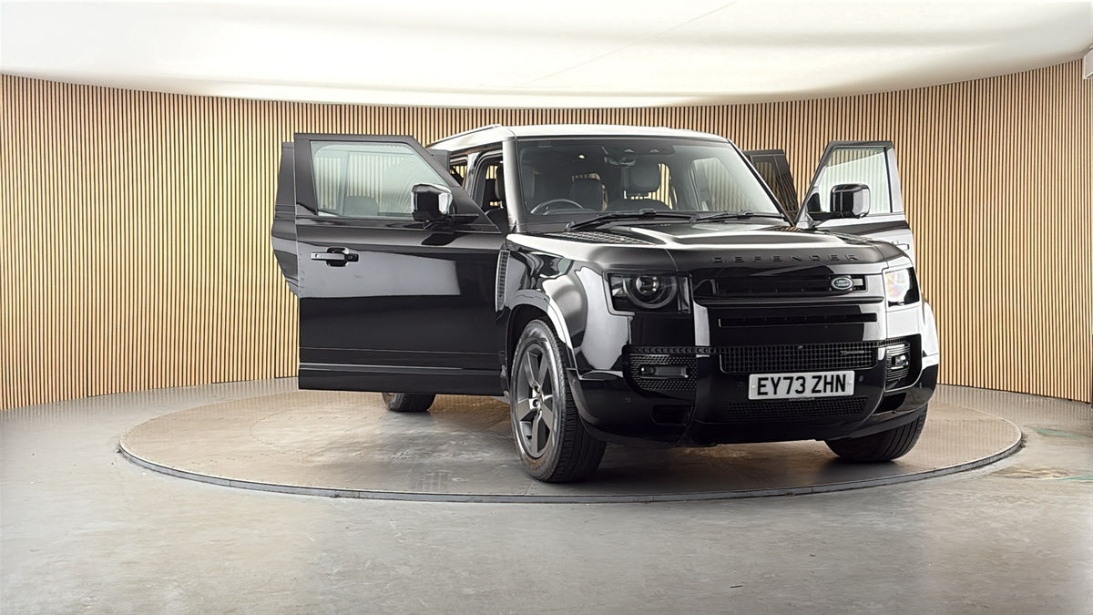 More views of Land Rover Defender 130