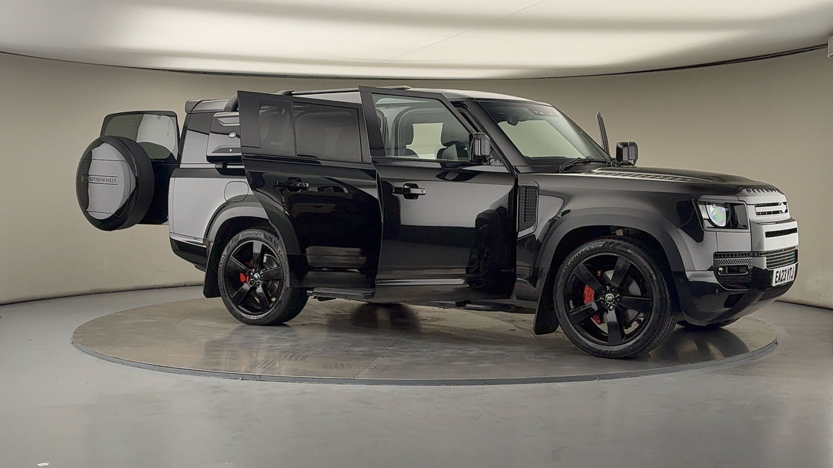 More views of Land Rover Defender 130