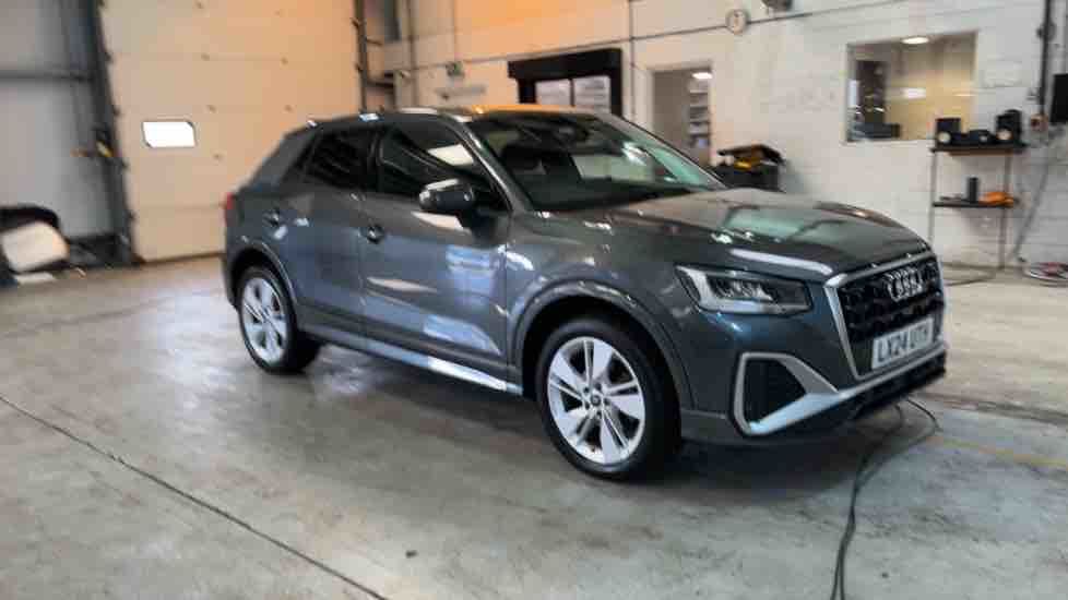More views of Audi Q2