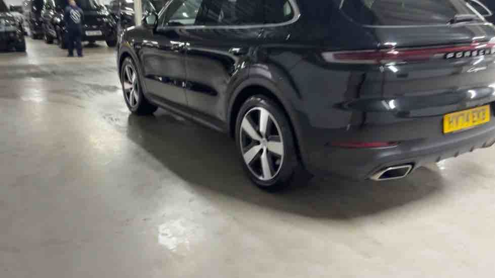More views of Porsche Cayenne
