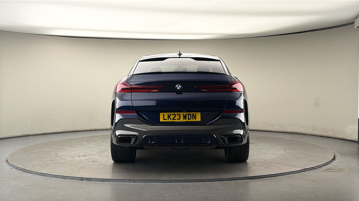 BMW X6 Image 4