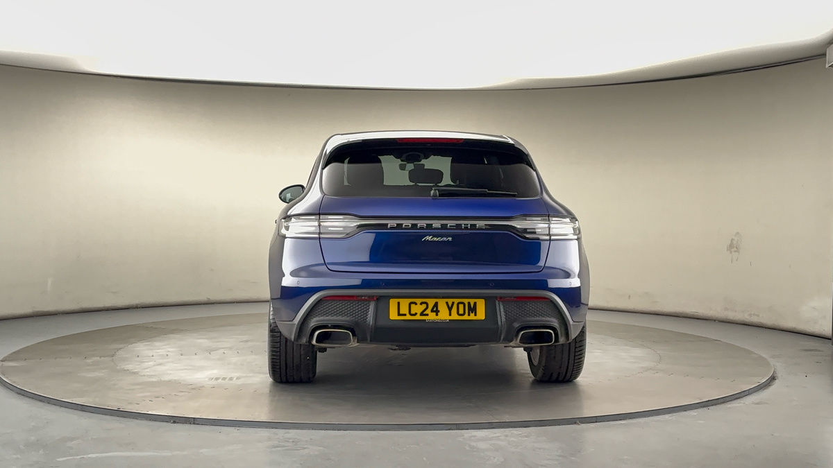 More views of Porsche Macan