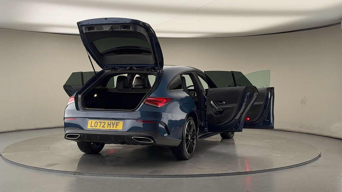 More views of Mercedes-Benz CLA