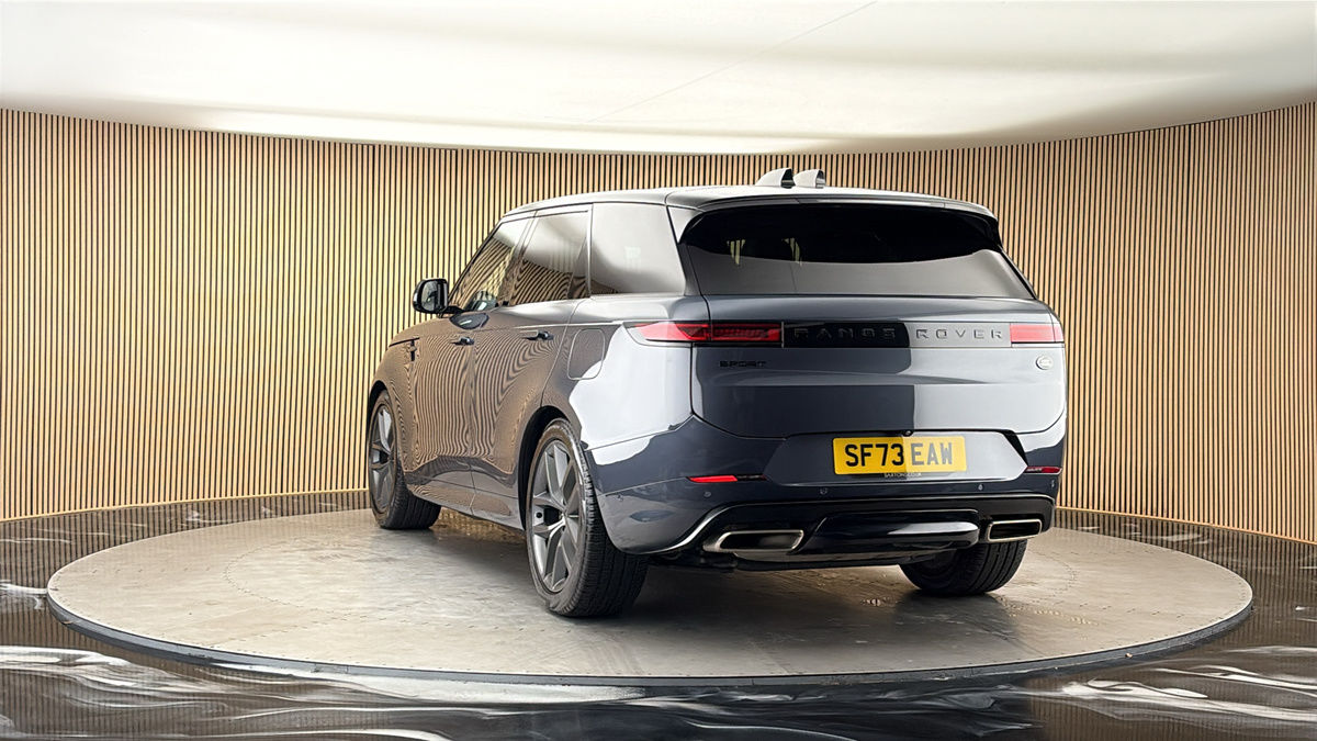 More views of Land Rover Range Rover Sport