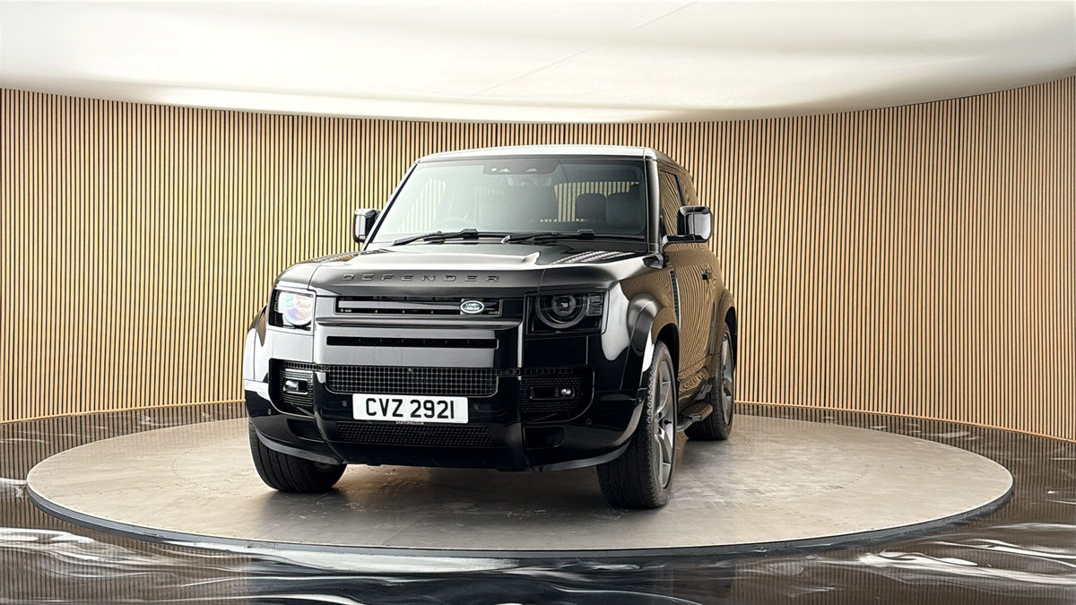 More views of Land Rover Defender 90