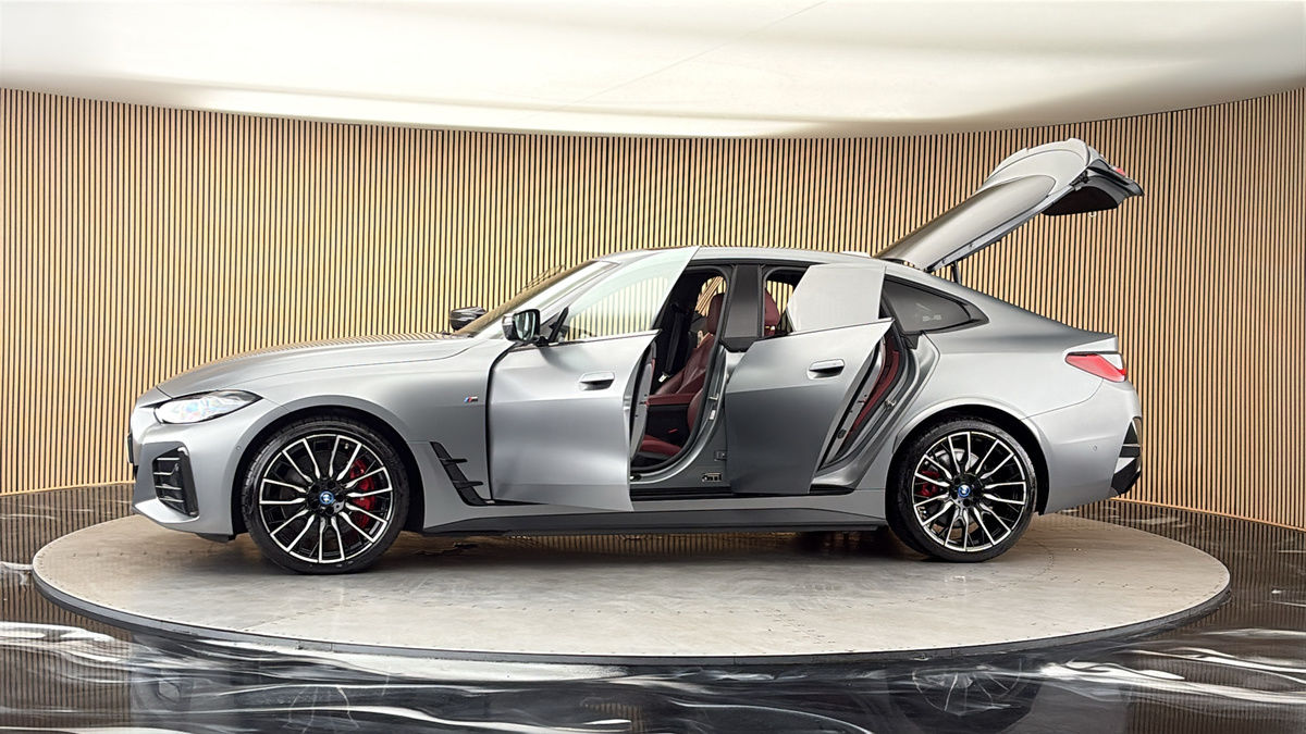 More views of BMW i4