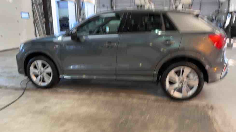 More views of Audi Q2