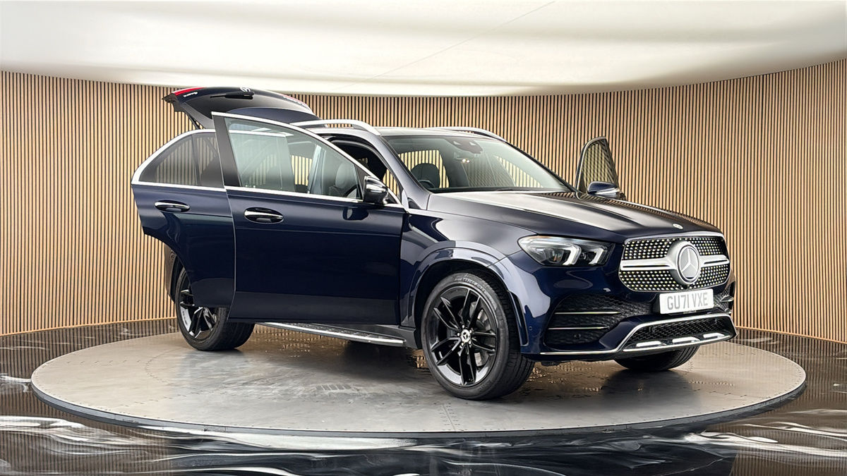 More views of Mercedes-Benz GLE