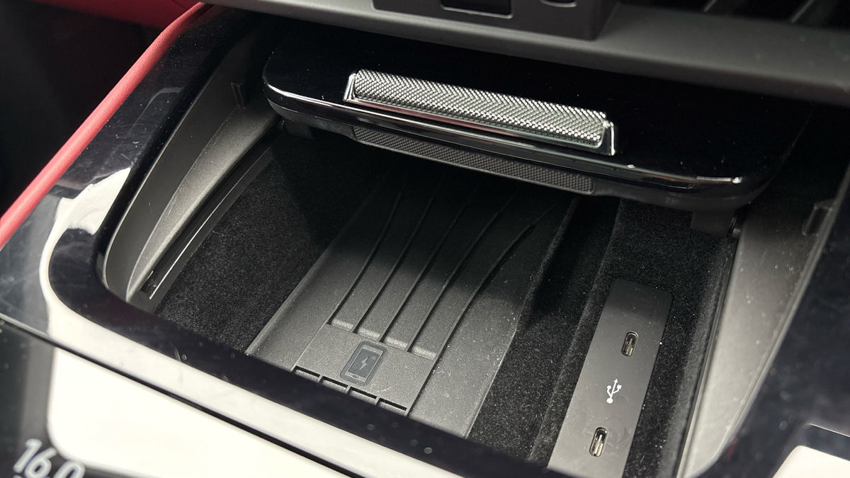 Porsche Cayenne Image 32