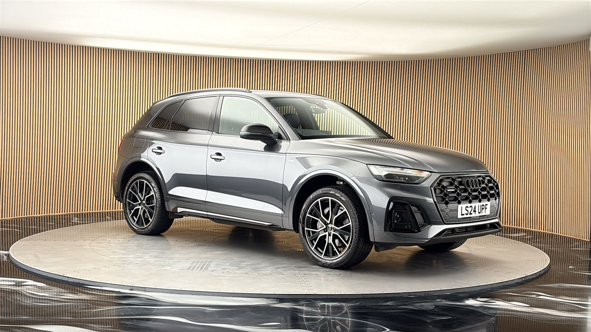 More views of Audi Q5