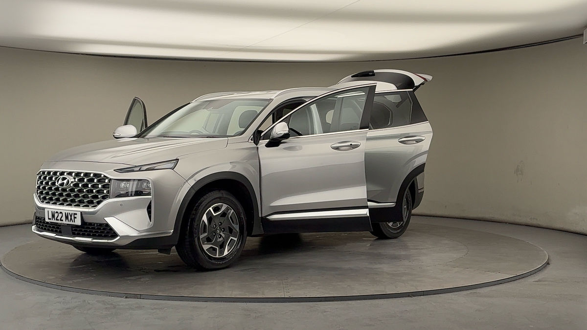 More views of Hyundai Santa Fe