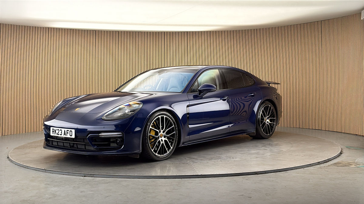 Porsche Panamera Image 20