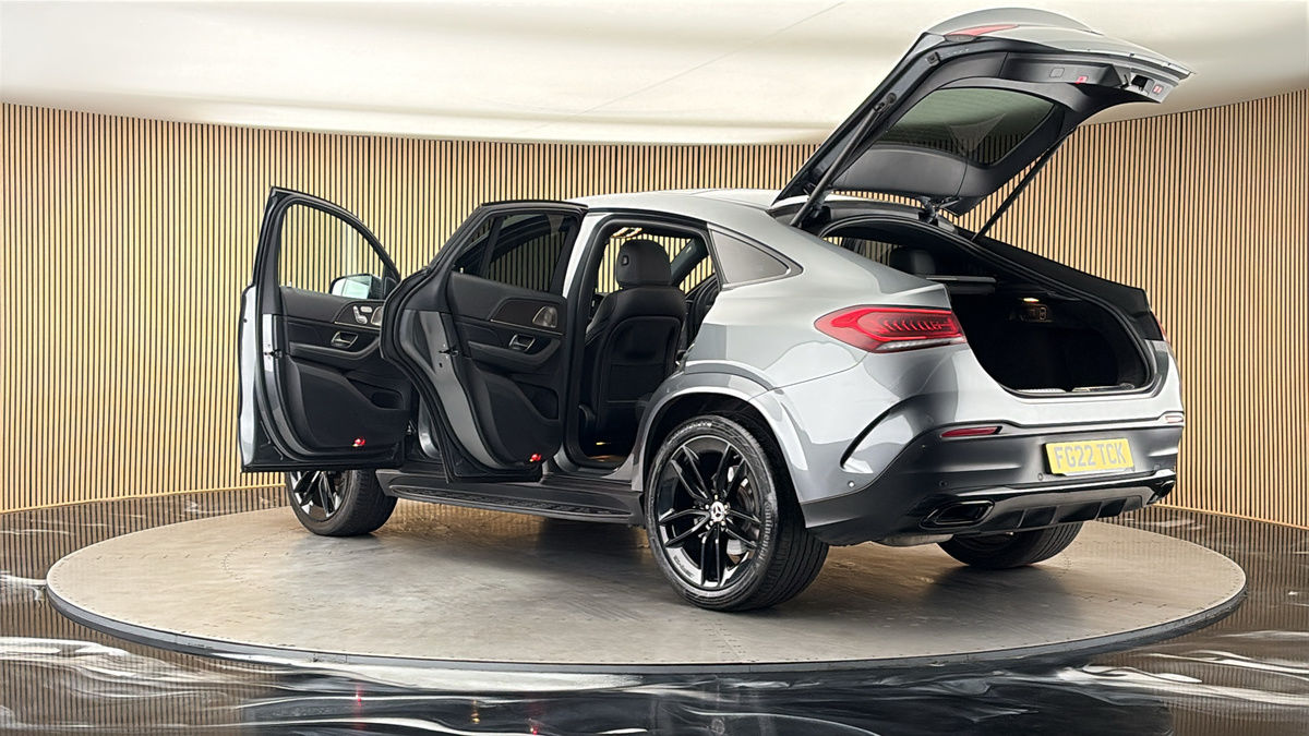 More views of Mercedes-Benz GLE