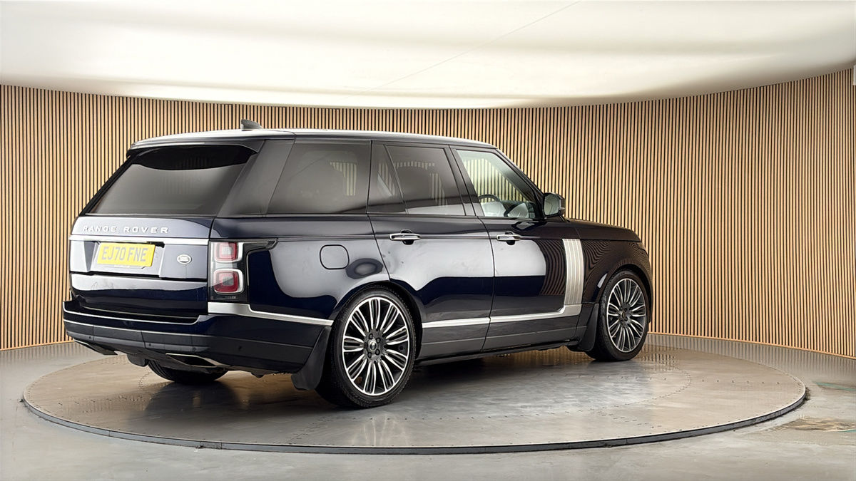 Land Rover Range Rover Image 21
