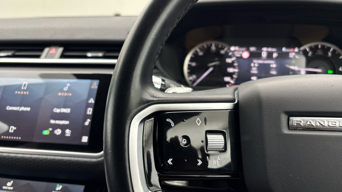 Land Rover Range Rover Velar Image 13