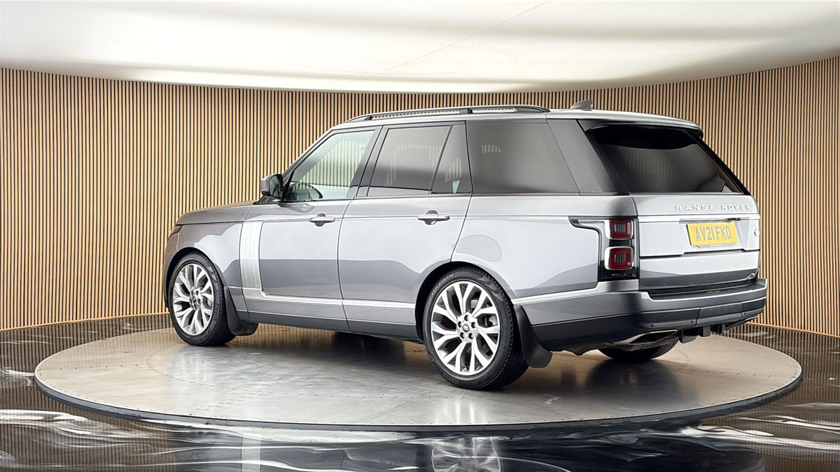 More views of Land Rover Range Rover