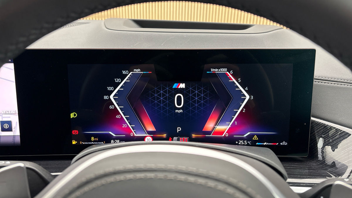 BMW X7 Image 36