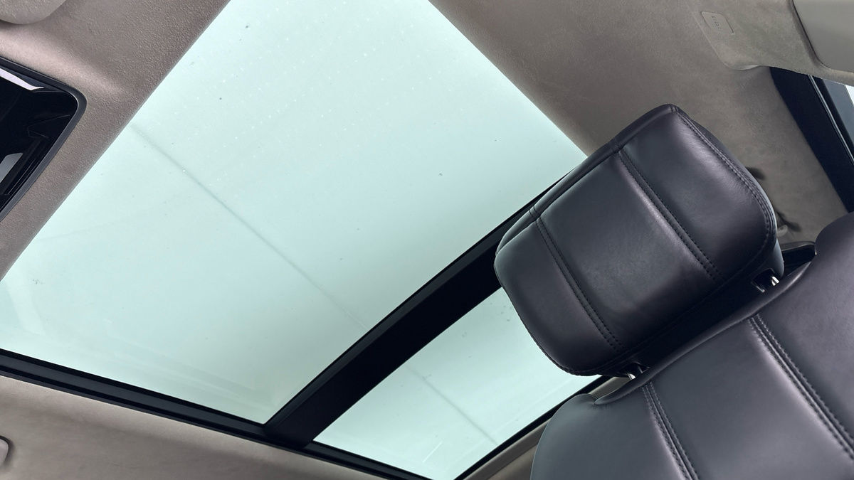 Land Rover Range Rover Image 6