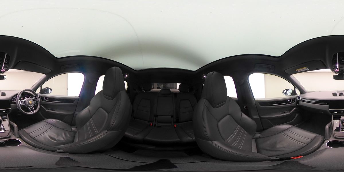 More views of Porsche Cayenne