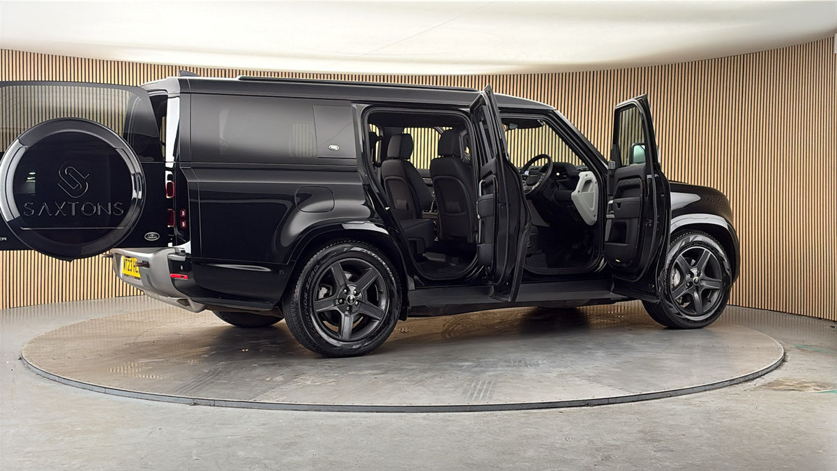 More views of Land Rover Defender 130