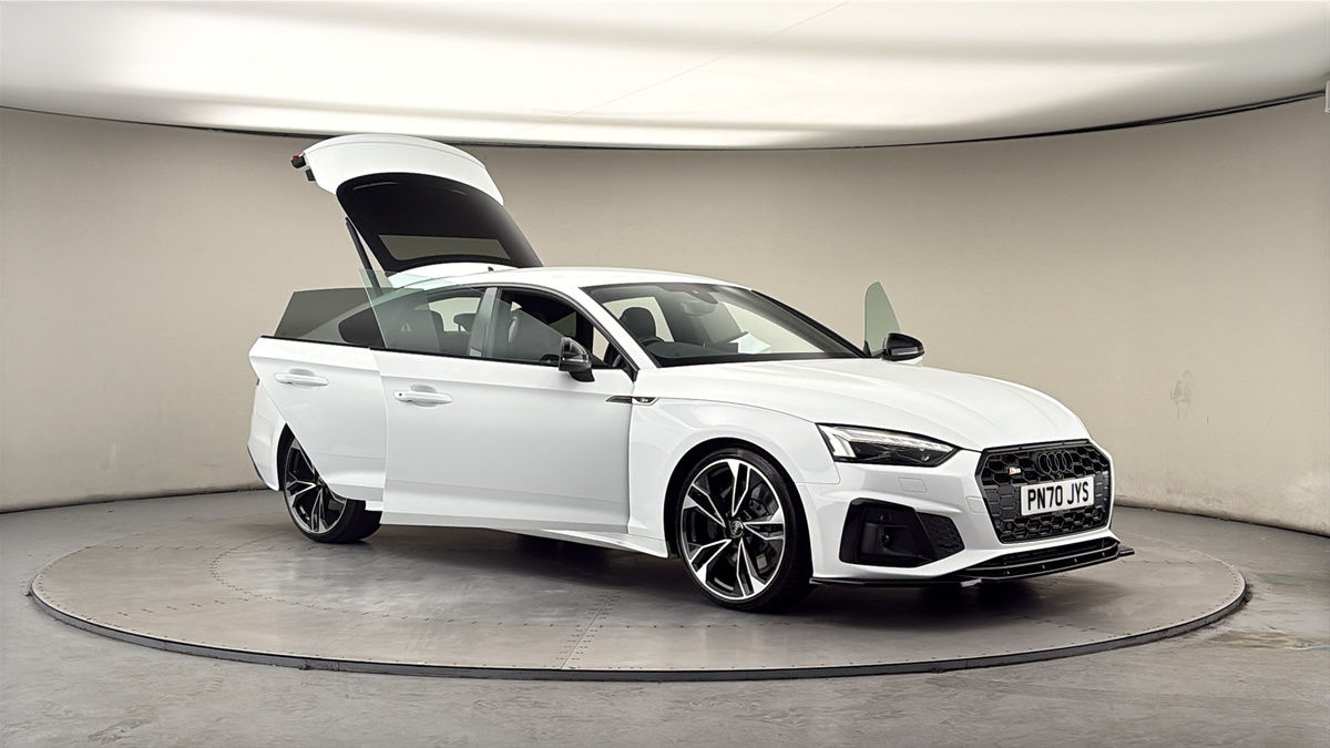 More views of Audi S5