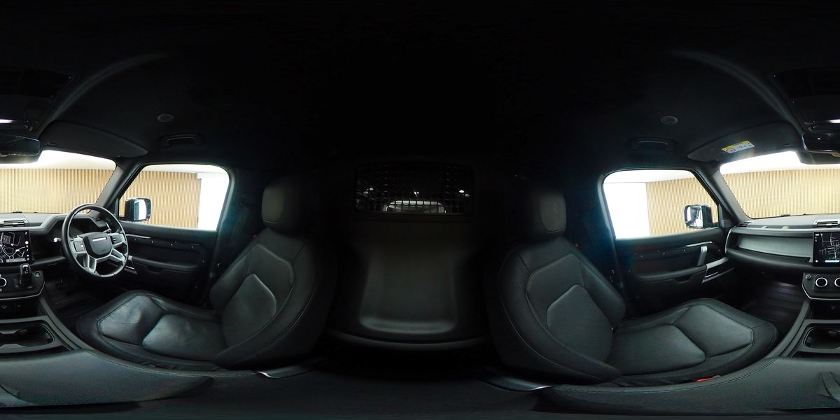 More views of Land Rover Defender 110