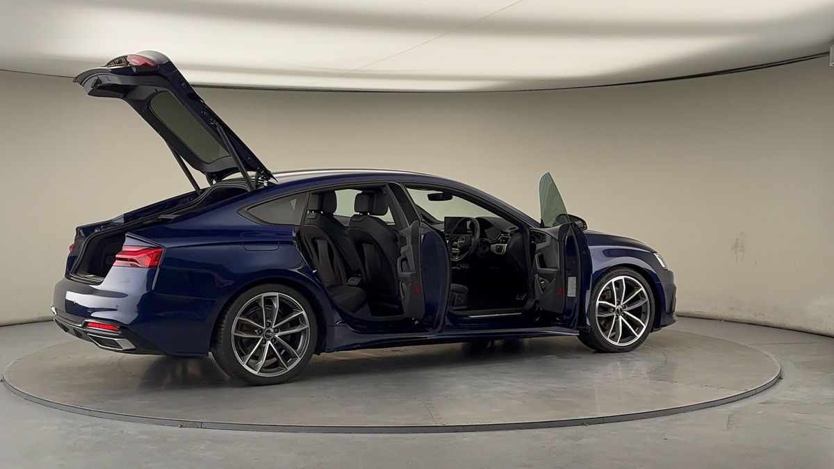 More views of Audi A5